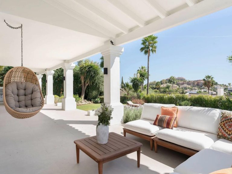 Apartment for Sale  in Marbella, Malaga 5