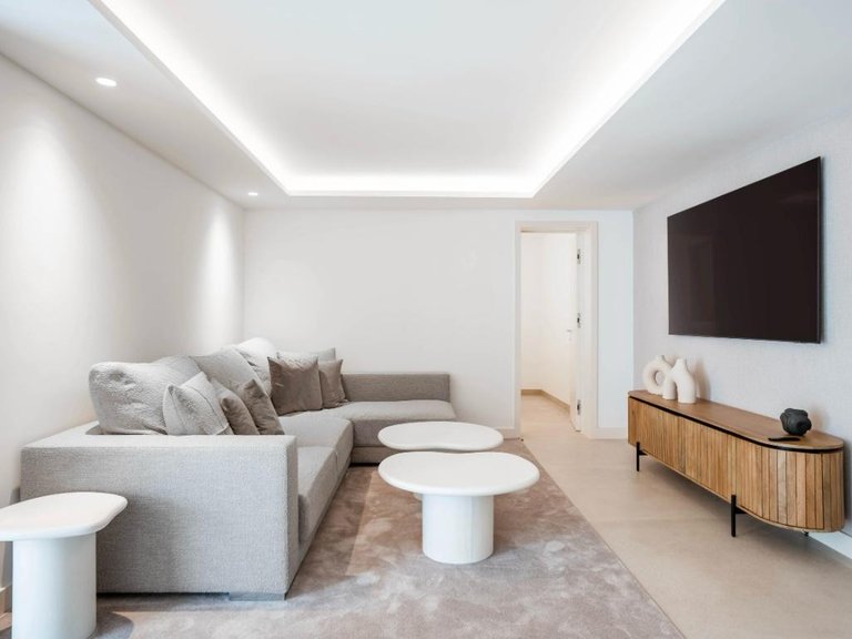 Apartment for Sale  in Marbella, Malaga 23