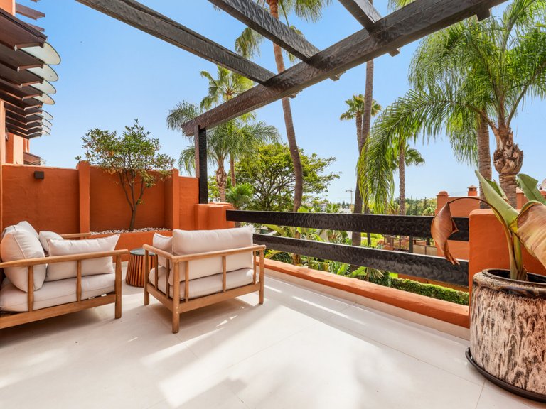 Apartment for Sale  in Marbella, Malaga 22
