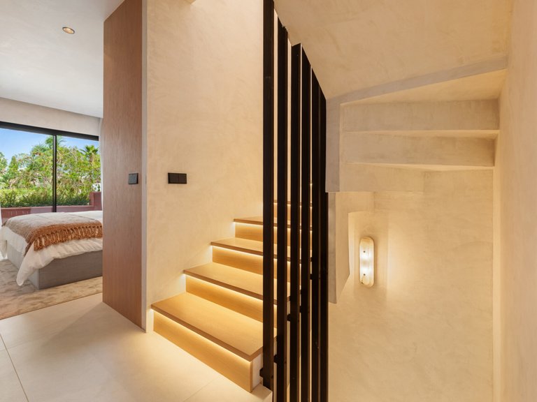 Apartment for Sale  in Marbella, Malaga 33