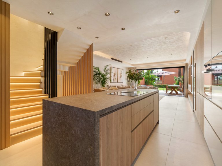 Apartment for Sale  in Marbella, Malaga 10