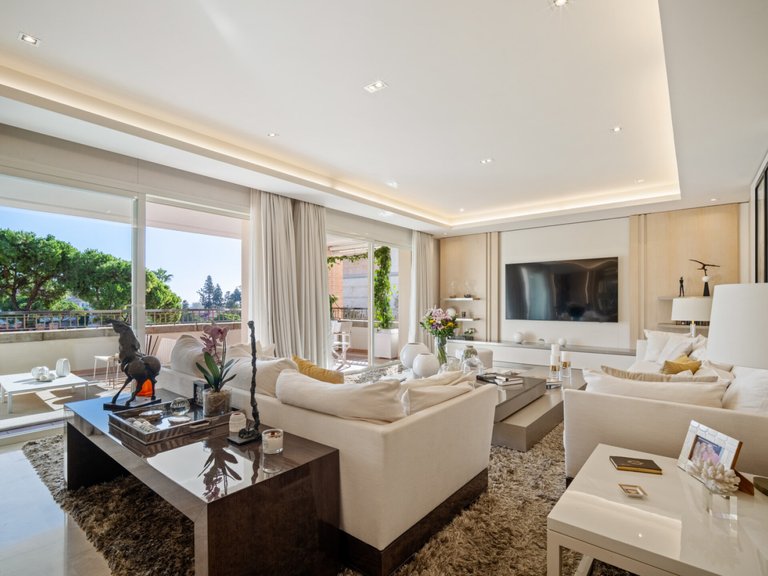 Apartment for Sale  in Marbella, Malaga 1