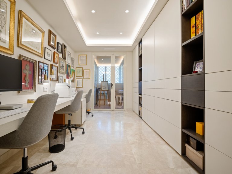 Apartment for Sale  in Marbella, Malaga 40