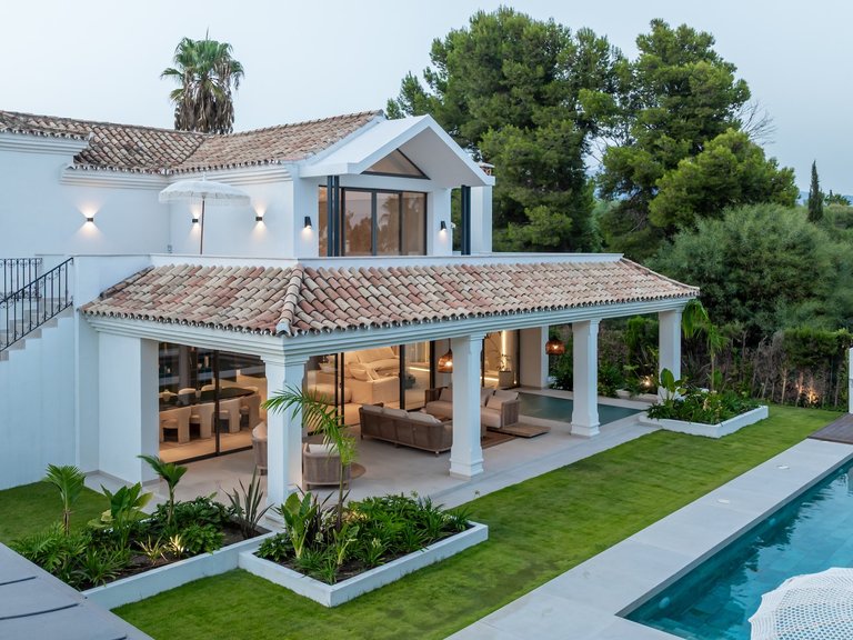 Apartment for Sale  in Estepona, Malaga 48