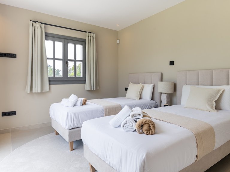 Apartment for Sale  in Estepona, Malaga 30