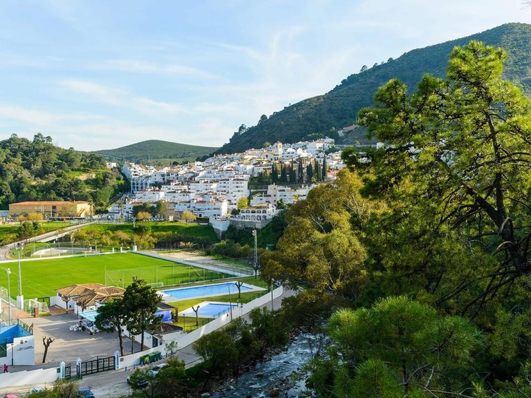 Apartment for Sale  in Benahavis, Malaga 19