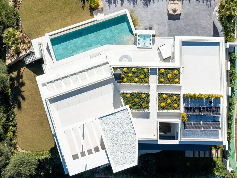 Apartment for Sale  in Benahavis, Malaga 39