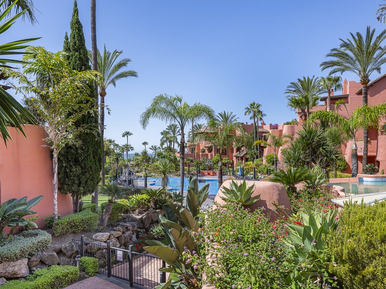 Apartment for Sale  in Estepona, Malaga 30
