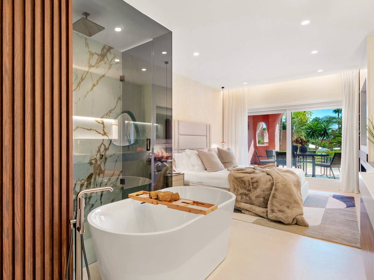 Apartment for Sale  in Estepona, Malaga 16