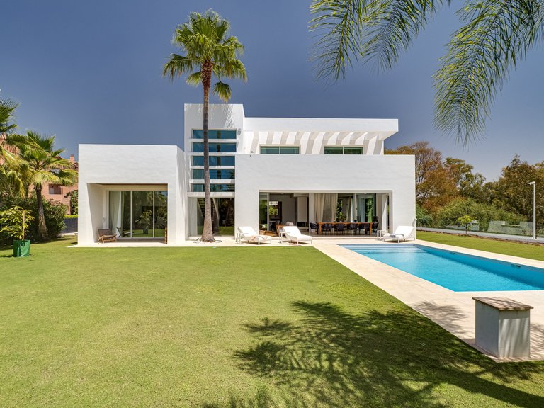 Apartment for Sale  in Estepona, Malaga 36