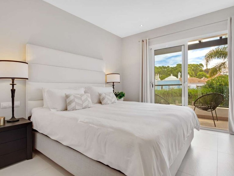 Apartment for Sale  in Marbella, Malaga 18