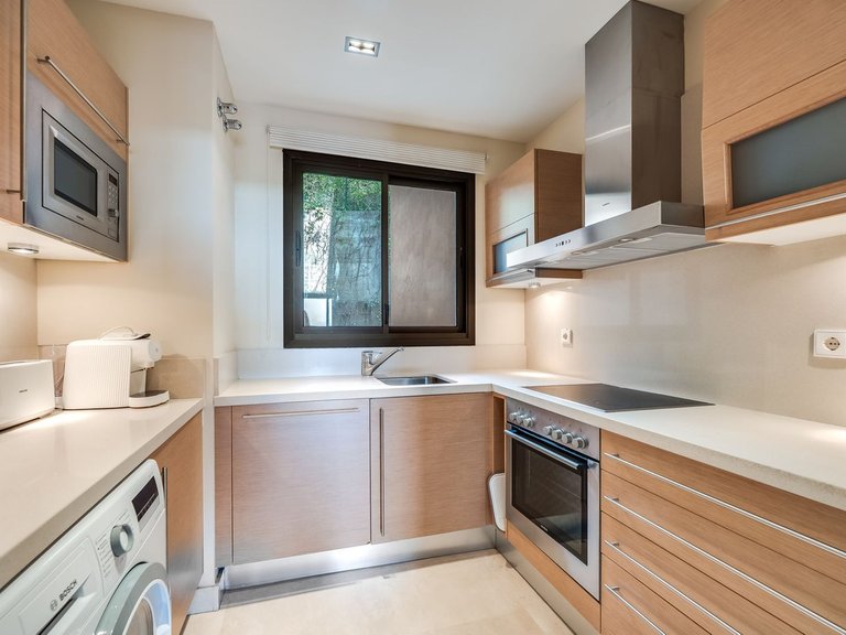 Apartment for Sale  in Benahavis, Malaga 8
