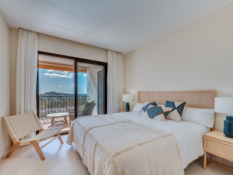 Apartment for Sale  in Benahavis, Malaga 10