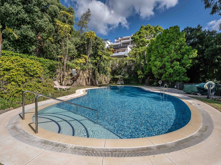 Apartment for Sale  in Benahavis, Malaga 28