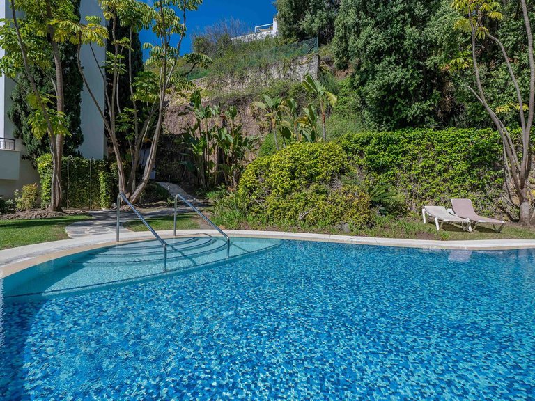 Apartment for Sale  in Benahavis, Malaga 32