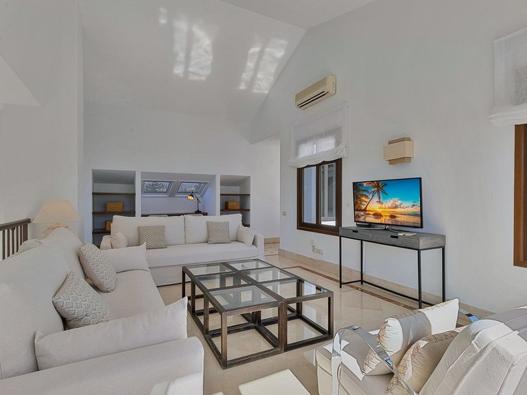 Apartment for Sale  in San Pedro De Alcantara, Malaga 32