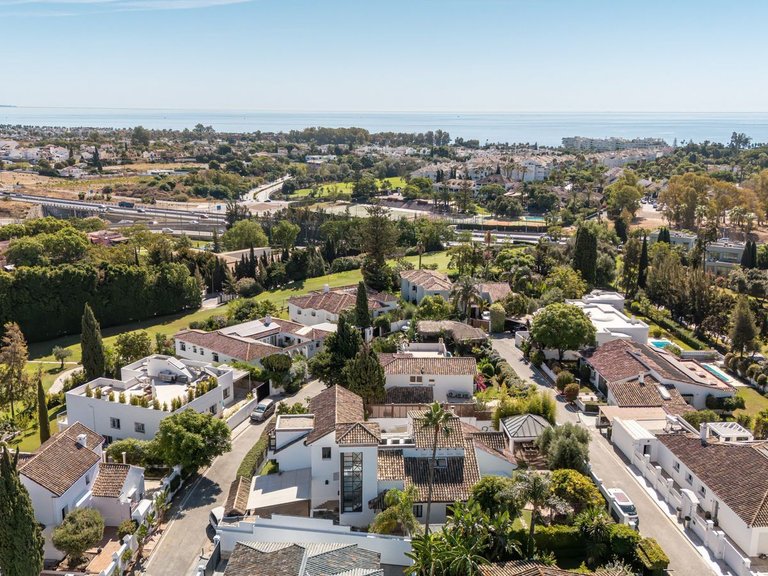 Apartment for Sale  in San Pedro De Alcantara, Malaga 40