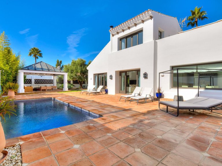 Apartment for Sale  in San Pedro De Alcantara, Malaga 3