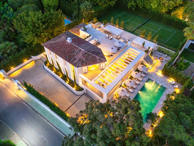 Apartment for Sale  in Marbella, Malaga 32