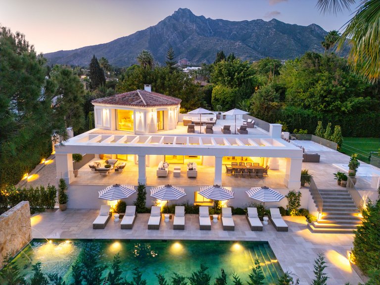 Apartment for Sale  in Marbella, Malaga 2