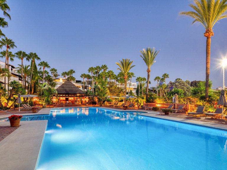 Apartment for Sale  in Marbella, Malaga 21