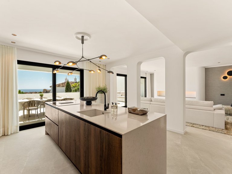 Apartment for Sale  in Benahavis, Malaga 9