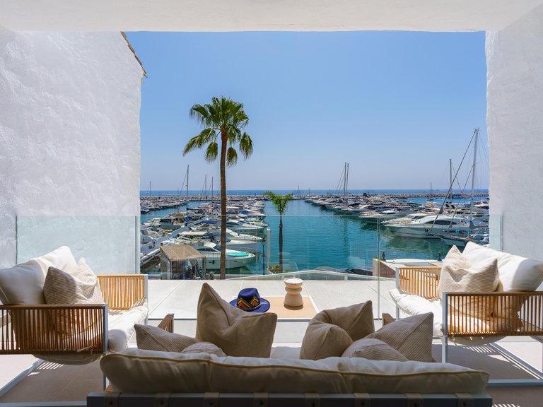 Apartment for Sale  in Marbella, Malaga 2