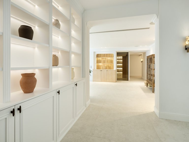 Apartment for Sale  in Marbella, Malaga 19
