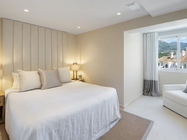 Apartment for Sale  in Marbella, Malaga 16