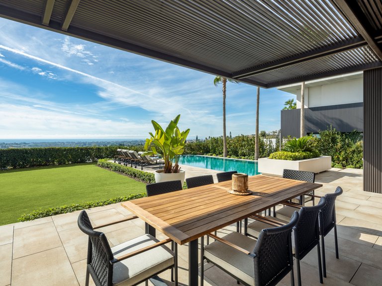 Apartment for Sale  in Benahavis, Malaga 5
