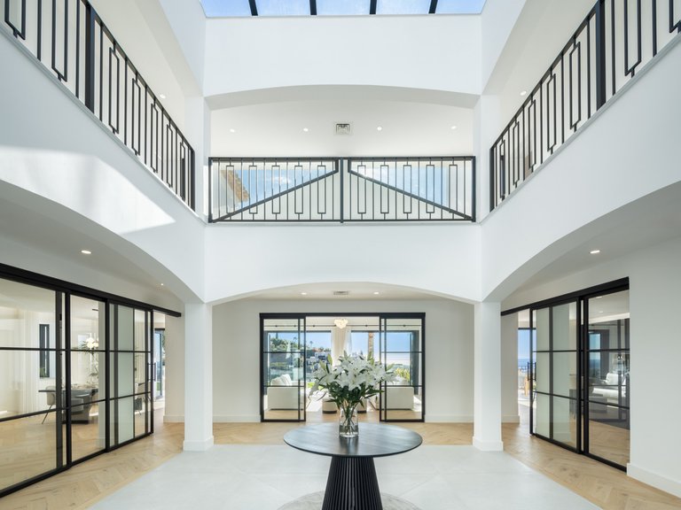 Apartment for Sale  in Benahavis, Malaga 5