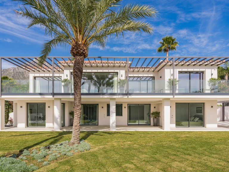 Apartment for Sale  in Marbella, Malaga 5