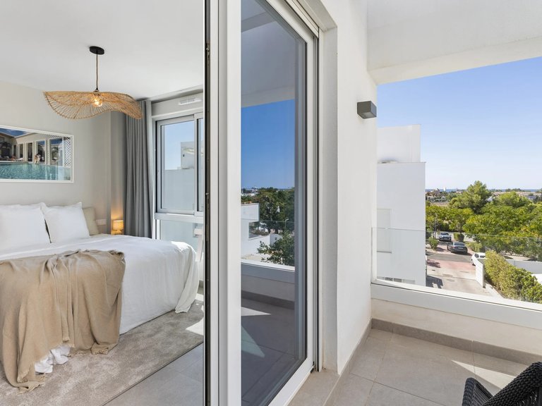 Apartment for Sale  in Marbella, Malaga 12