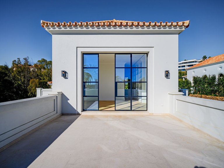 Apartment for Sale  in Marbella, Malaga 14