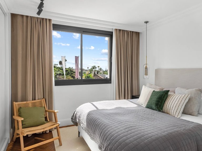 Apartment for Sale  in Marbella, Malaga 21