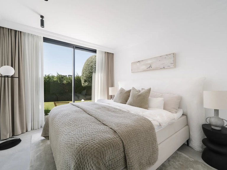 Apartment for Sale  in Marbella, Malaga 20