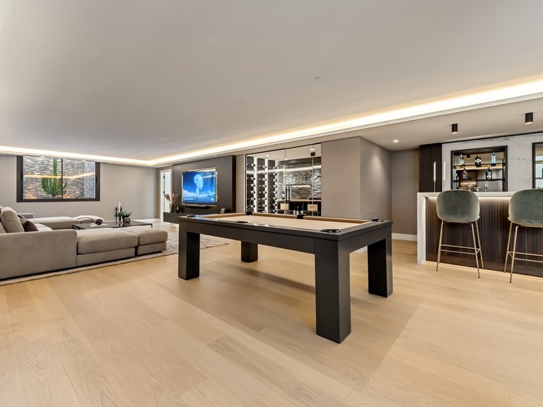 Apartment for Sale  in Marbella, Malaga 43
