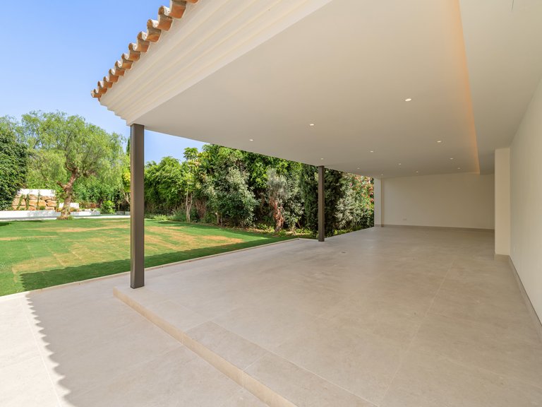 Apartment for Sale  in Marbella, Malaga 51