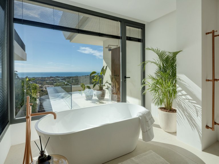Apartment for Sale  in Marbella, Malaga 27