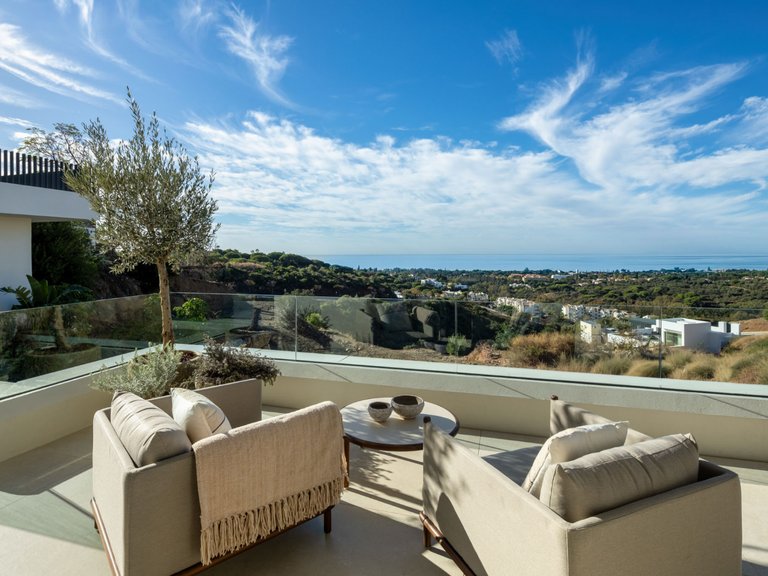 Apartment for Sale  in Marbella, Malaga 28
