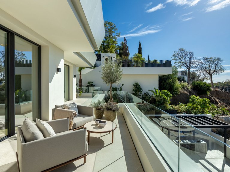 Apartment for Sale  in Marbella, Malaga 20