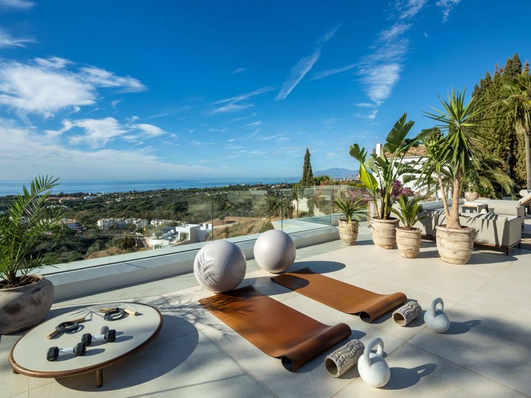 Apartment for Sale  in Marbella, Malaga 31