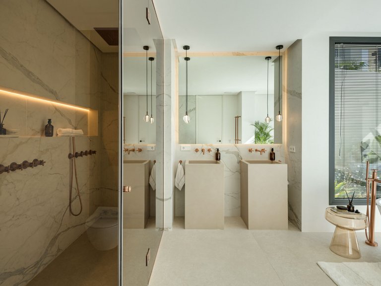 Apartment for Sale  in Marbella, Malaga 26