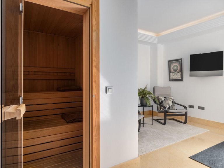 Apartment for Sale  in Marbella, Malaga 20