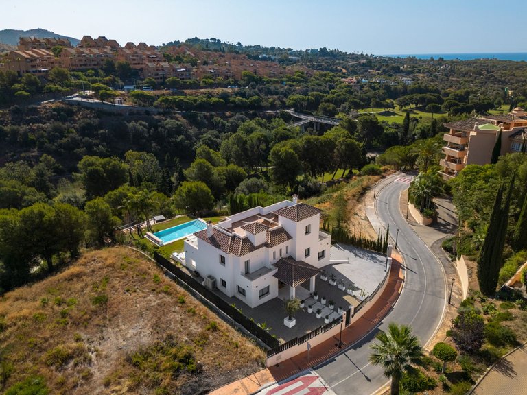 Apartment for Sale  in Marbella, Malaga 34