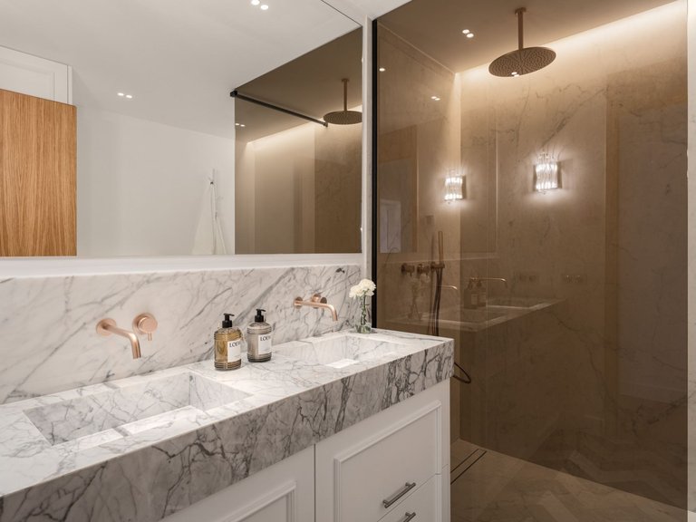 Apartment for Sale  in Marbella, Malaga 14