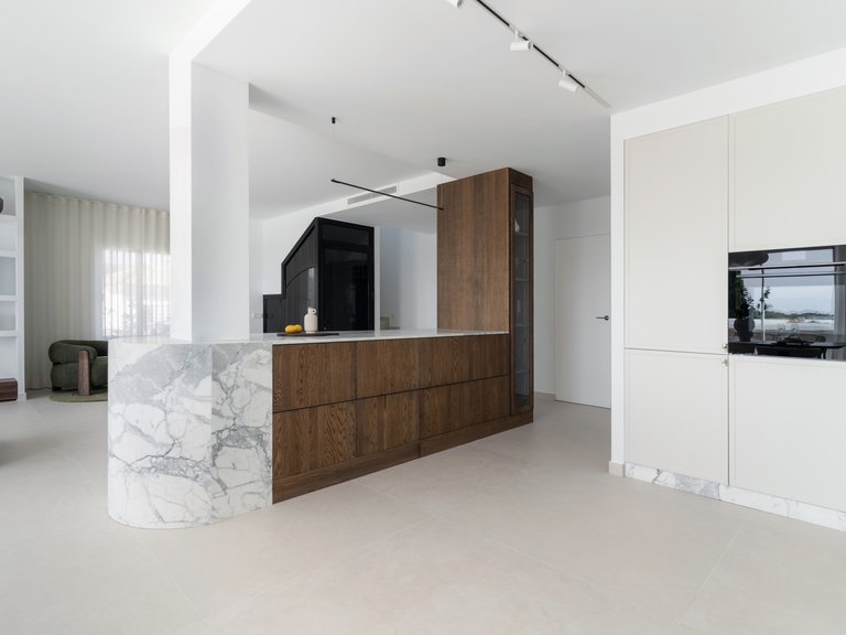 Apartment for Sale  in Marbella, Malaga 10