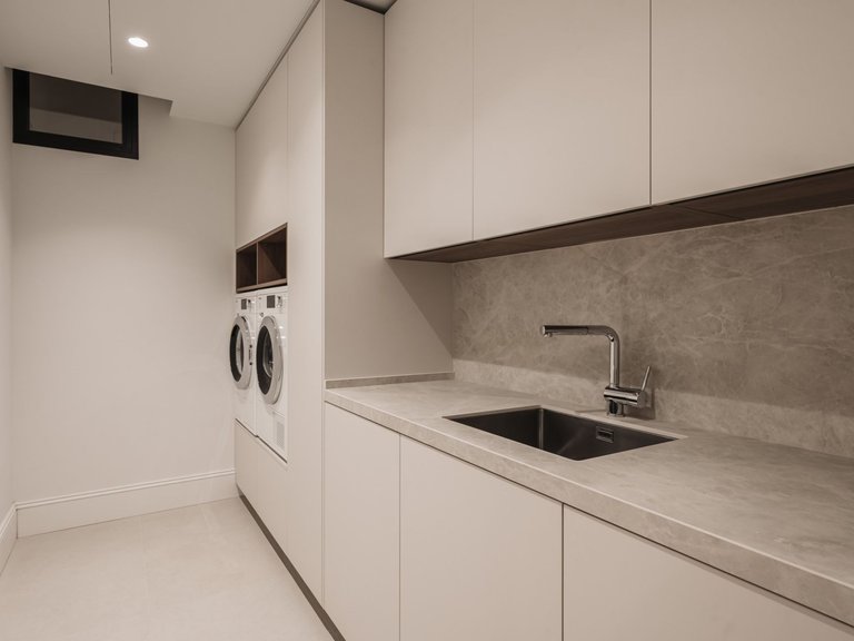 Apartment for Sale  in Marbella, Malaga 33