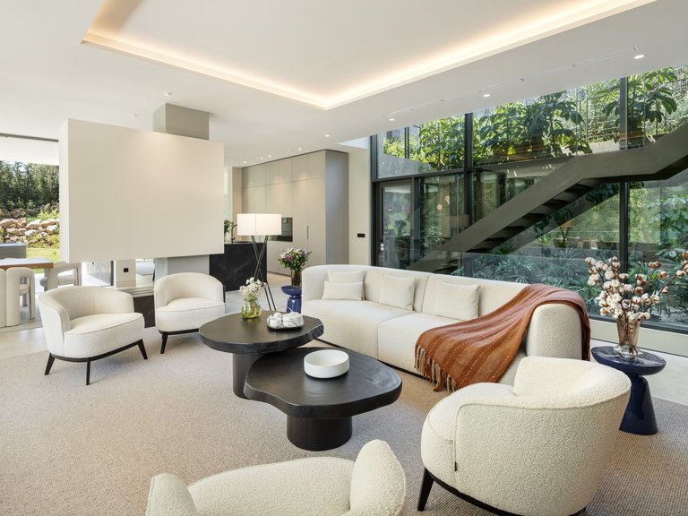 Apartment for Sale  in Marbella, Malaga 9