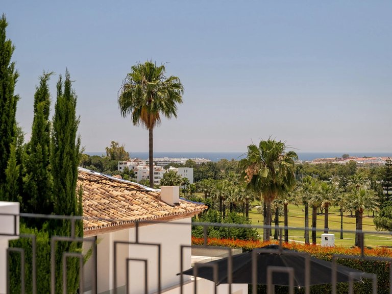 Apartment for Sale  in Marbella, Malaga 15